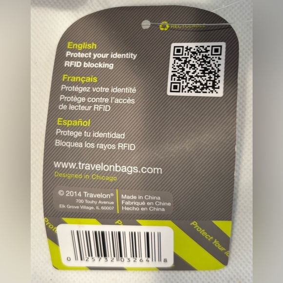 Travelon | RFID blocking, bifold travel wallet - Picture 6 of 13